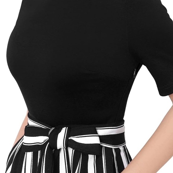 Elegant Patchwork Pockets Pleated Dress - Picture 3 of 10